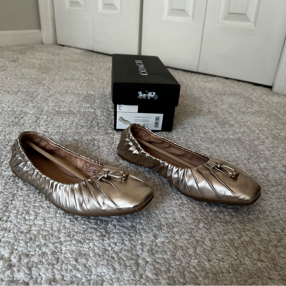 Coach: ELEANOR BALLET FLATS in PLATINUM CHAMPAGNE - size 7.5 US women’s